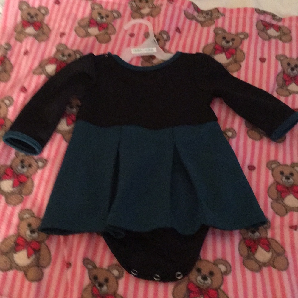 Dress - Picture 2 of 2